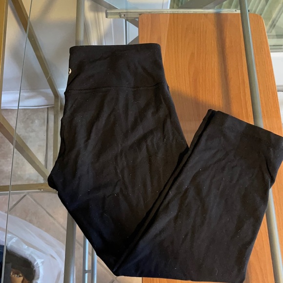lululemon athletica Pants - Women’s lulullemon wunder under leggings